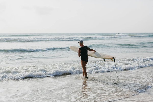 Où trouver les meilleures plages pour pratiquer le surf à Bali, Indonésie?